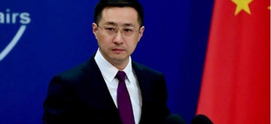 当着各国媒体的面，中方第一次对一国总统指名道姓，下达“封杀令”8月12日