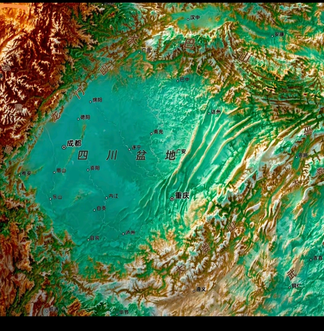 成都地名里带个“都”字，反倒没当过全国性的正式都城，重庆地名里不带“都”，反倒成了实打实的特殊之“都