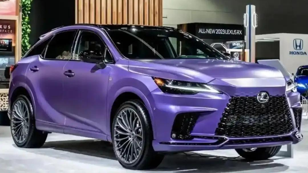 2027款雷克萨斯RX基于GA-K平台打造，定位中大型豪华五座SUV，车身尺寸为