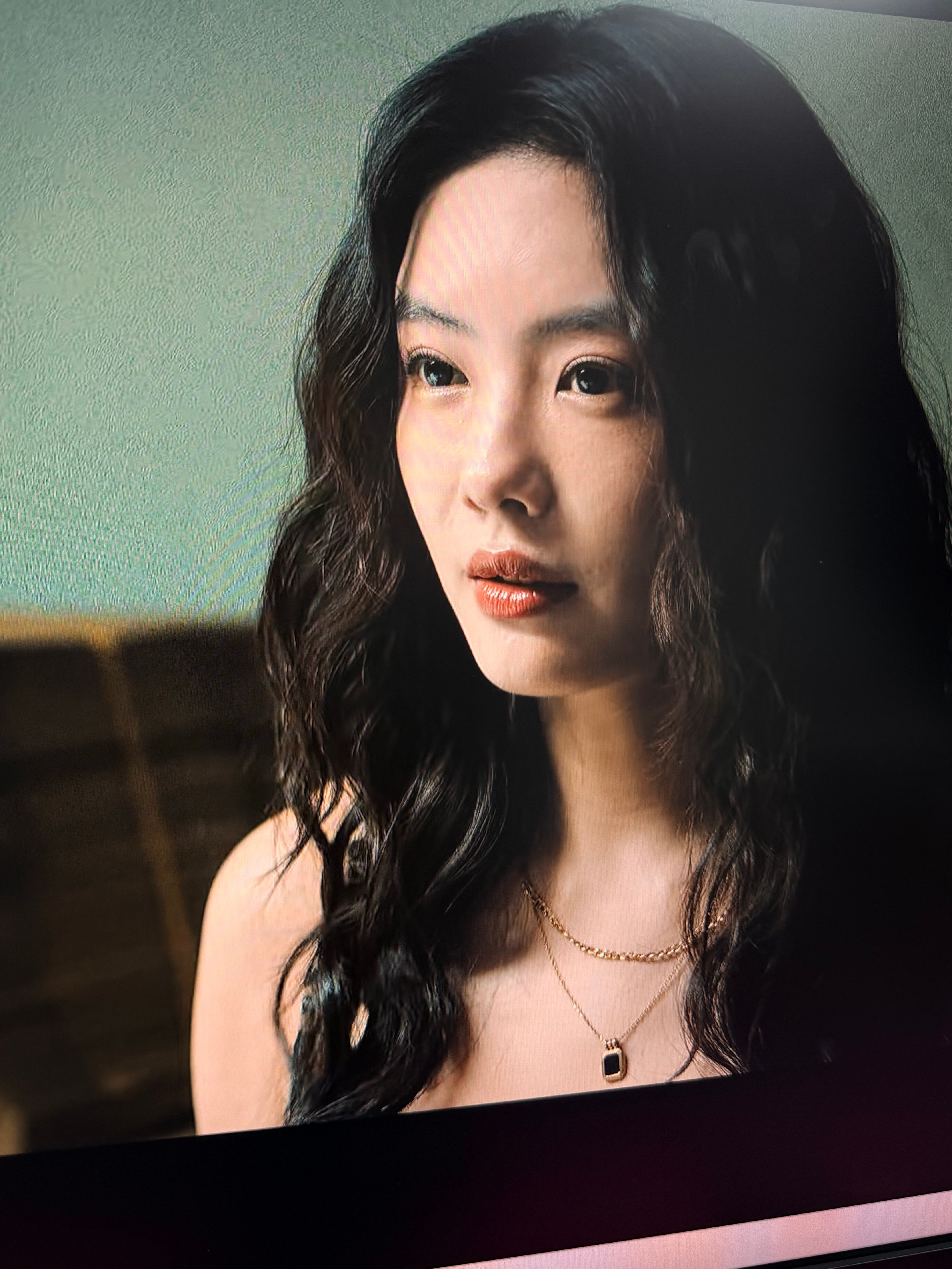 最近看完电视剧《除恶》，很多人都在讨论毒品有多可怕。但说实话，小梦反而觉得，这部