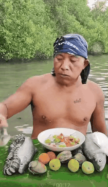 大哥，这种吃播也太残忍了吧​​​