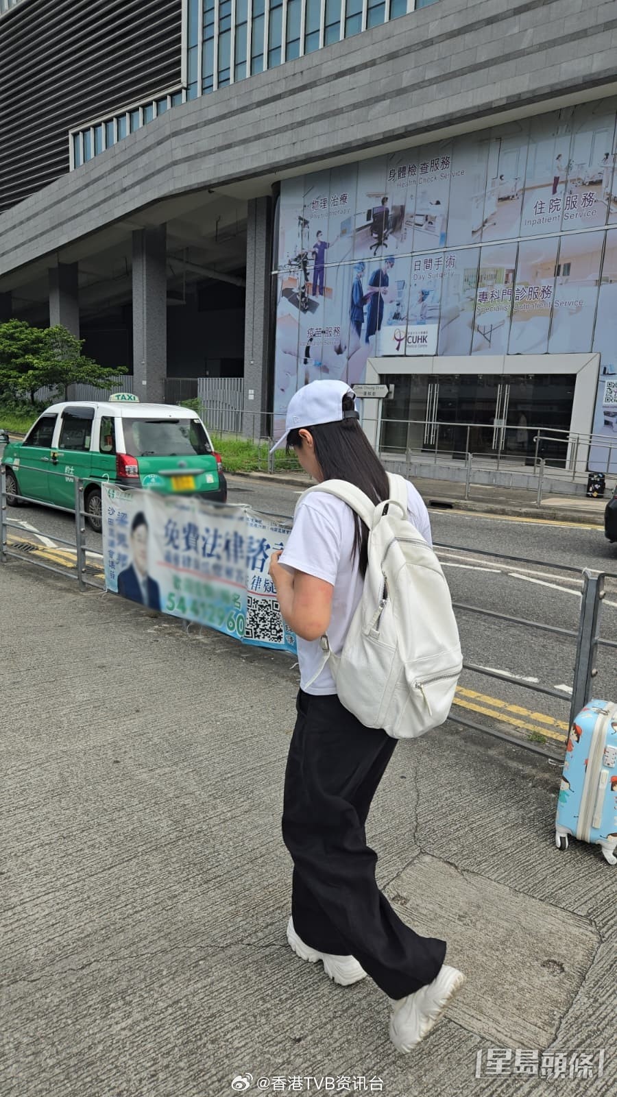 钟丽淇留医ICU｜好友连日探望“七魔女”周家蔚姚乐怡汤盈盈现身医院，回避谈及钟