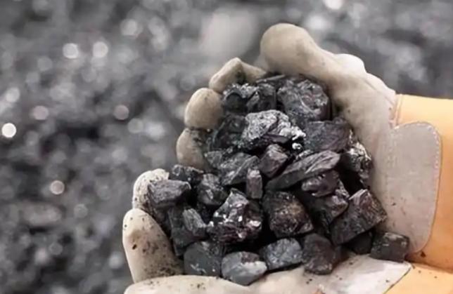 中国铁矿石谈判大获全胜！2026年4月22日，一场没有硝烟的商业博弈终于迎来