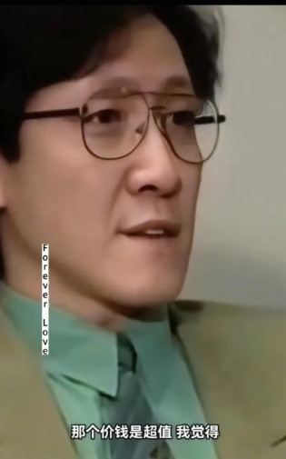邓裕玲问向华胜：“当年你70万签周星驰几部戏，有没有后悔过？”向华