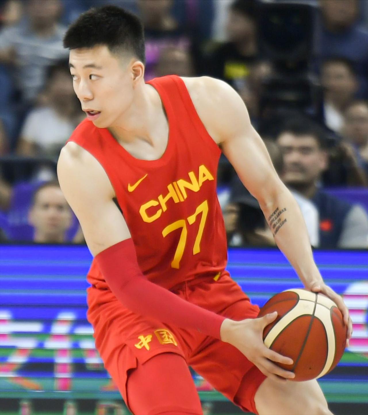 张镇麟全场0分1犯规，正负值-10！下半场郭士强DNP了张镇麟，这反倒让渡边