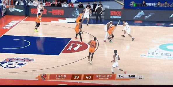 山东男篮赶快考虑一下交易深圳男篮的贺希宁吧，毕竟贺希宁也是我们山东出去的球员！