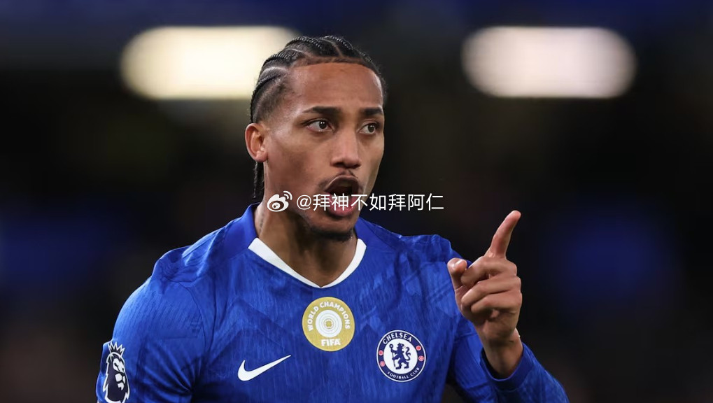 据《阿斯报》报道，在加盟切尔西的首个赛季，巴西前锋若昂·佩德罗便交出了现象级的答