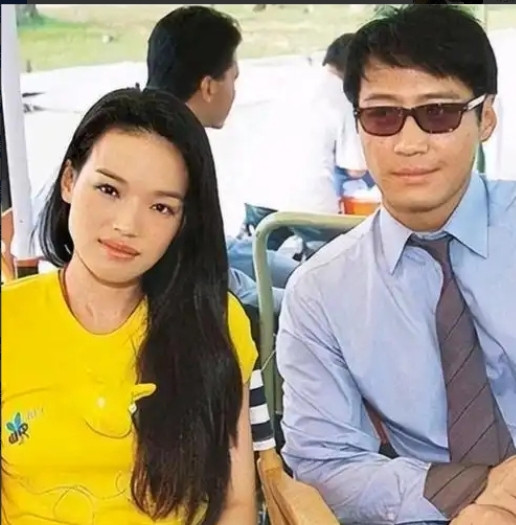 2005年，舒淇有一次去黎明家里做客，正吃着饭的时候，黎明爸爸突然大声说道：“我