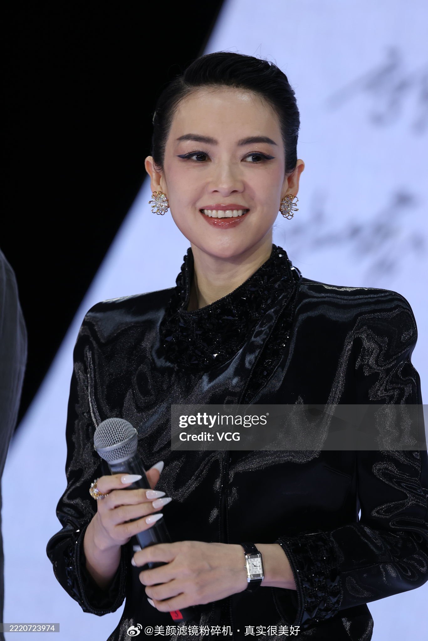 章子怡，蒋勤勤，梅婷，钟楚曦，程潇，林允，徐娇，佟丽娅，张钧甯昨日红毯新闻图​