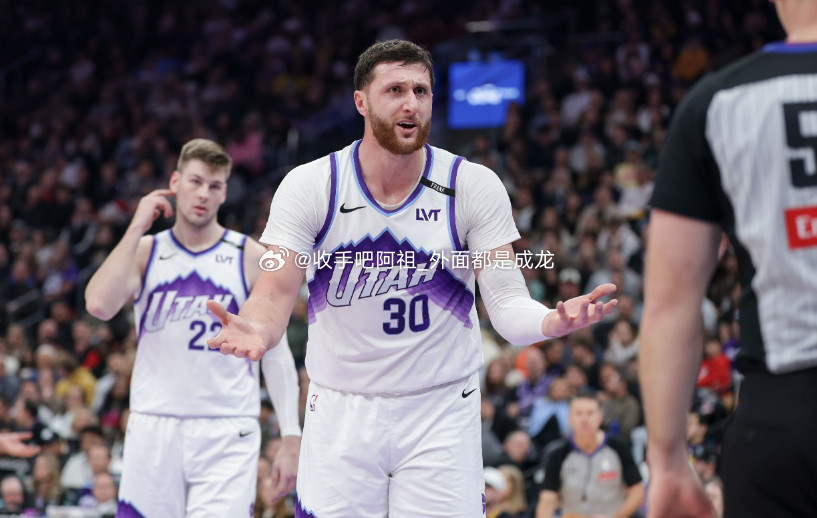 NBA常规赛，金州勇士在客场以140-124的比分战胜犹他爵士。本场比赛，勇士再