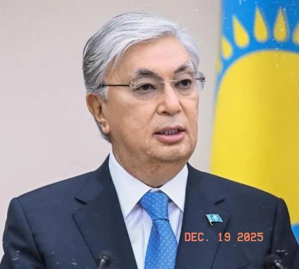 这年头，小国的生存智慧，真是越来越精妙了。在中日关系这个节骨眼上，哈萨克斯坦