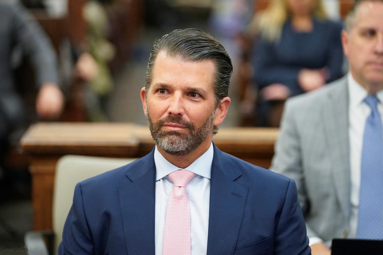 特朗普要放弃调停俄乌冲突了？12月7日，特朗普长子小唐纳德在一次会议中表示：“