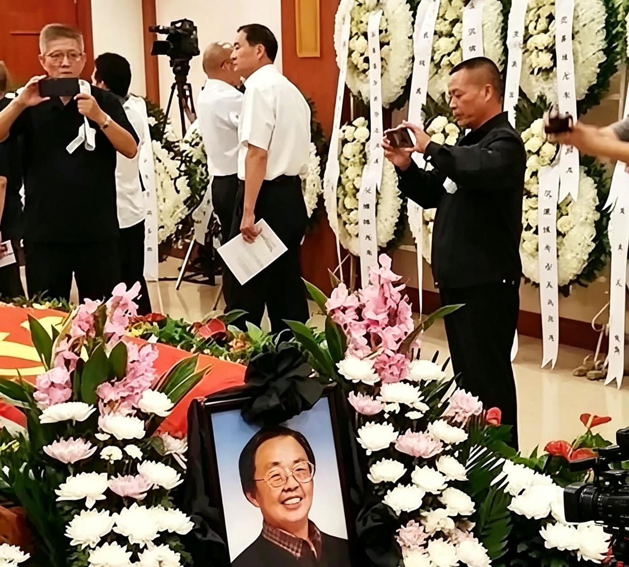 左权唯一的女儿，一生清贫，2019年去世，三任总理送挽联致哀，全国各地众多老战友