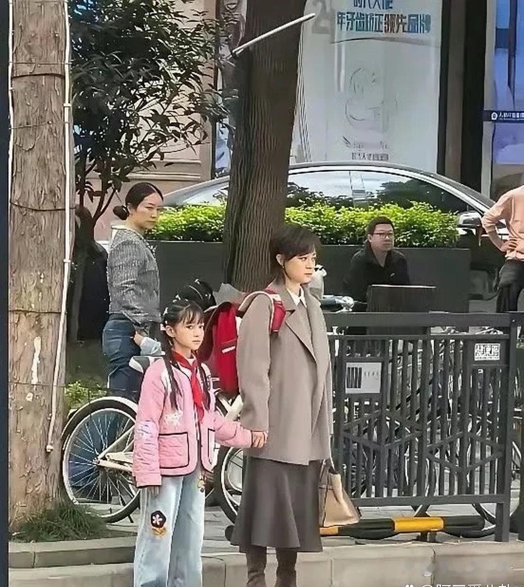 没‎开美颜滤镜的孙⁠俪，⁠大家觉得咋‏﻿⁠样⁠？