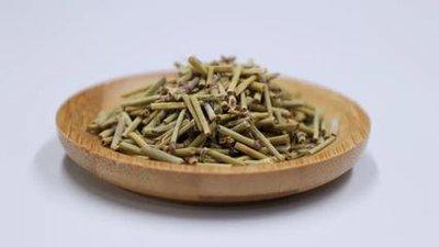 黄痰——小陷胸，白痰——小青龙，粘痰——桑杏，血痰——百合固金①黄痰——