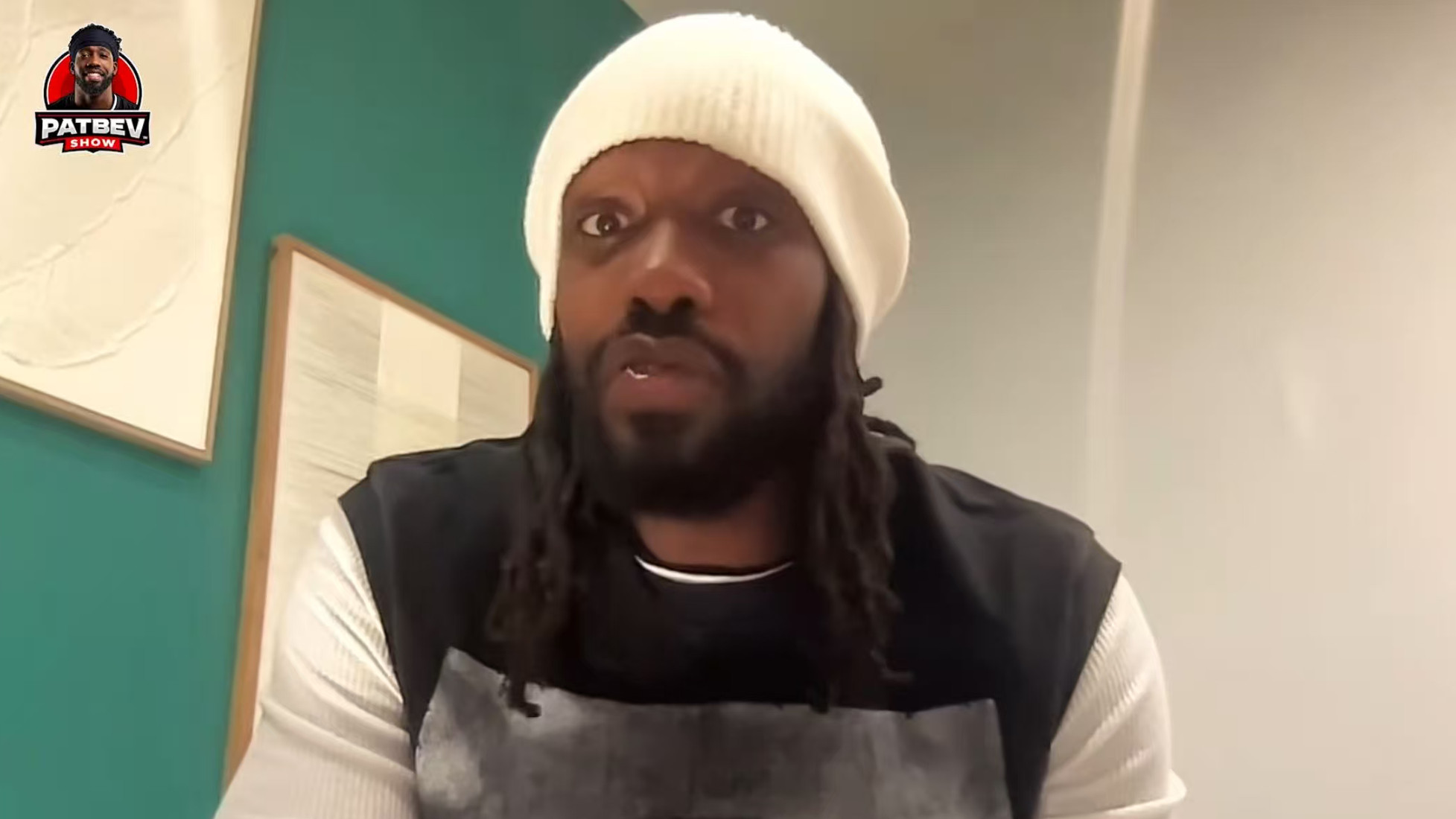 贝弗利在播客节目里谈起有关詹姆斯的趣事：“我们当时在主场进行投篮训练，勒布朗早就在那儿了而且已经练完
