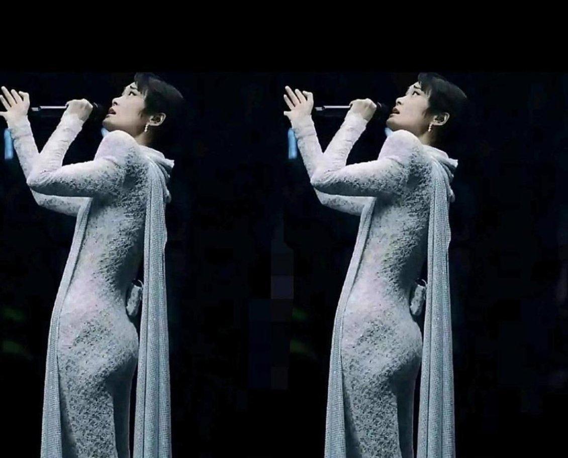 我滴个乖乖，李宇春这穿的啥呀？大长腿、好身材，搁别人早露了，她倒好，裹得严严