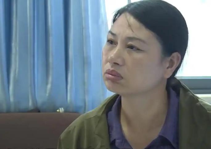 2007年，湖南一名16岁女孩不顾一切与人私奔，脑瘤晚期被丈夫抛弃，15年后，女