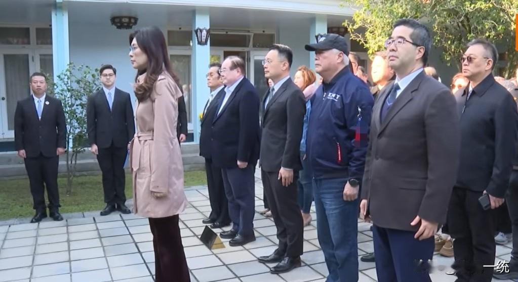 蒋经国逝世38周年郑丽文赴头寮谒陵今天（13日）是蒋经国逝世38周年，国民