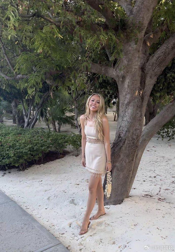 特朗普的小女儿，在印度发的旅游照片