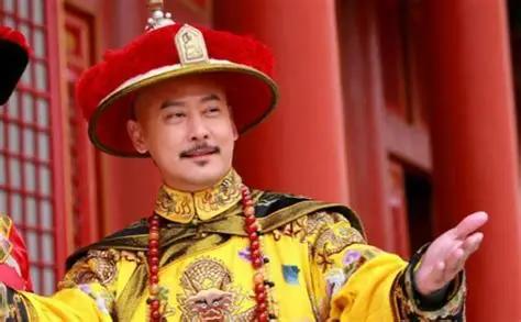 1799年正月，乾隆皇帝走完了他八十九年的一生。从感了风寒到驾崩，前后不