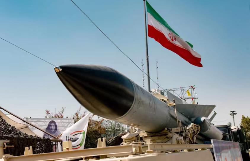 伊朗这次其实很强势，根本就没怂。伊朗说了，只要开打，那就是全面战争，从过去来看，