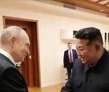 看看朝鲜的下场，就不难理解我们为何不向俄罗斯提供军事支持了。在俄乌冲突中，一向与