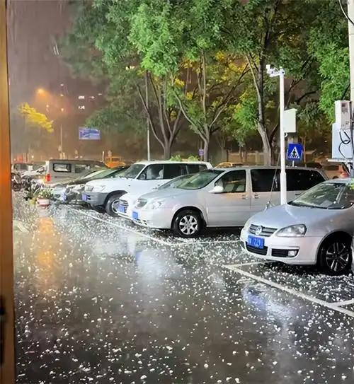 河北涉县偏店乡的雹灾有多严重？据相关消息，2026年7月6日，河北省涉县偏店乡