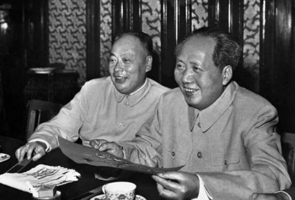 1963年陈毅主动到访毛主席，主席疑惑陈毅为何而来，陈毅只笑着说是要喝茅台吗？