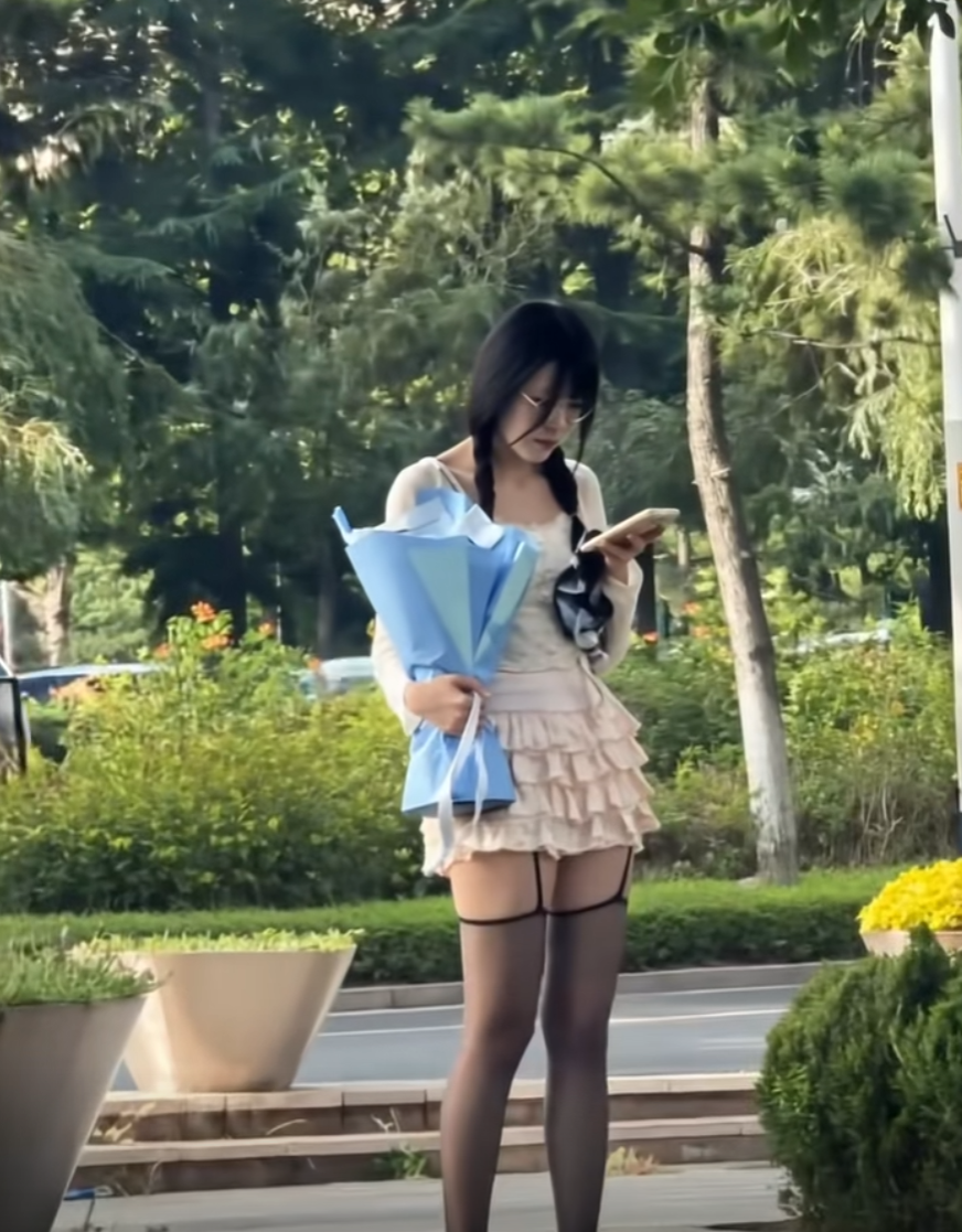 这么不开心，是奔现失败了吗？