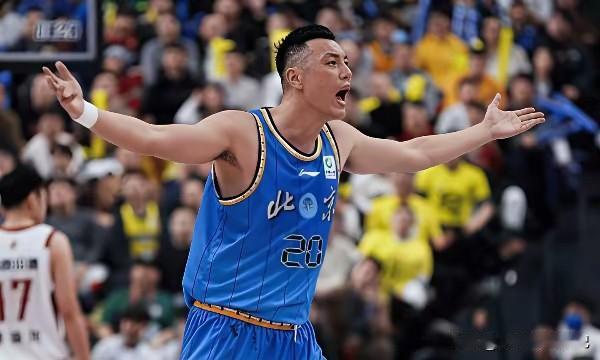 翟小川也伤了，北京还拿啥打啊！周琦、赵睿、曾凡博、斯佩尔曼受伤已经让许利民捉襟