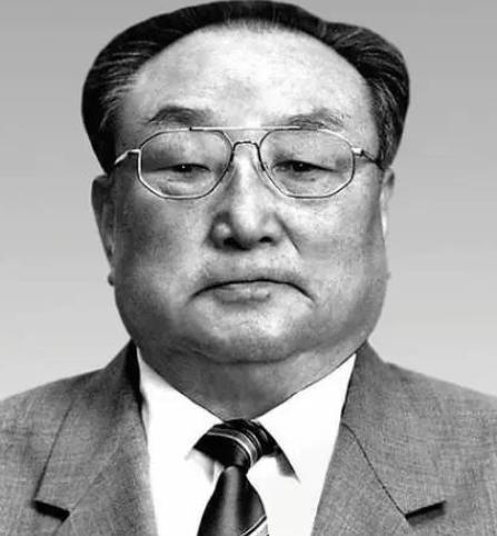 1920年出生的金英柱，是朝鲜已故领导人金日成的胞弟，他青年时期曾追随金日成在中