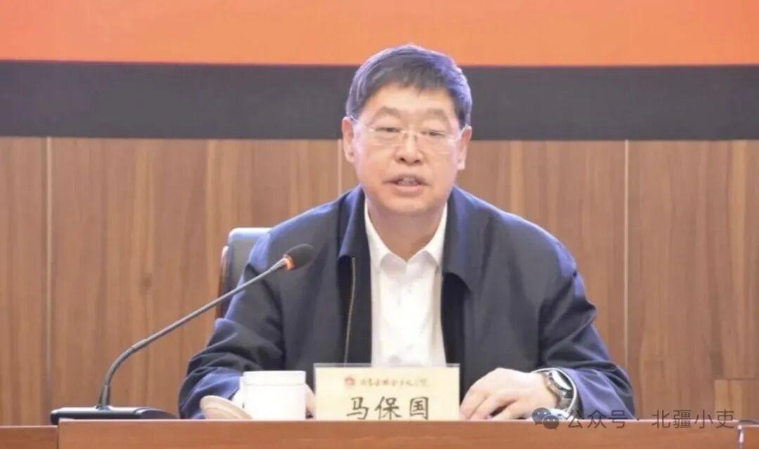 内蒙古反腐持续走向深入，一天内两厅官同时落马。分别是自治区金融委副书记马保国和政