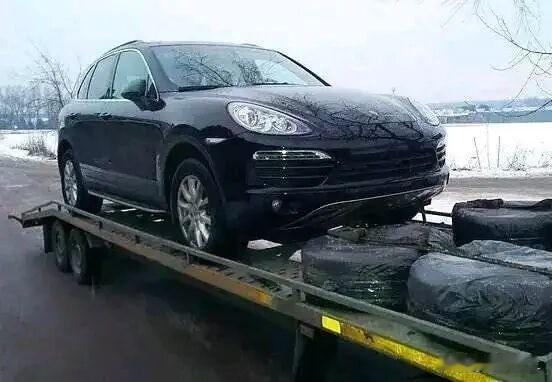 听说俄罗斯大量保时捷、奔驰、奥迪，甚至大众都被远程锁死了，这些车都是2013年以