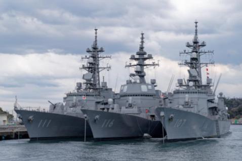 假如中日真的开打，那以日本自卫队现在的实力，还能与解放军匹敌吗？ 不知道怎么