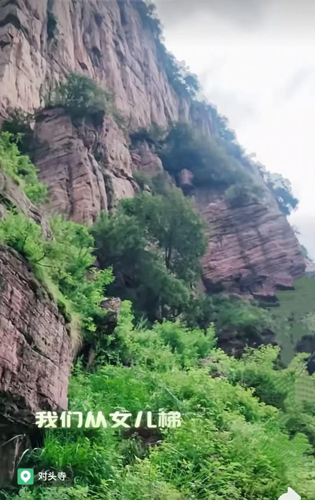 种种迹象表明，程梦圆应该还在山上。搜寻程梦圆的志愿者毛先生透露，从程梦圆的平板电