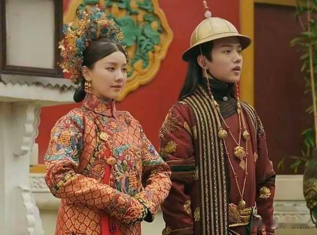 康熙四十九年三月的那个夜晚，端静公主骤然离世。官方递上来的讣告写得含糊其辞，只说