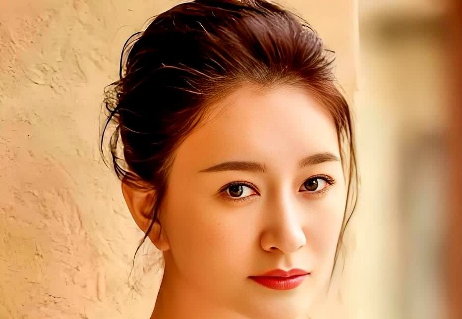 靳东的十个"老婆"如下；你最羡慕谁？一溜儿名单刷下来，宋轶、王