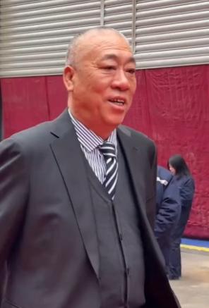崔培军发火了！助学金直接加到130万110万助学金发到一半的时候，账却
