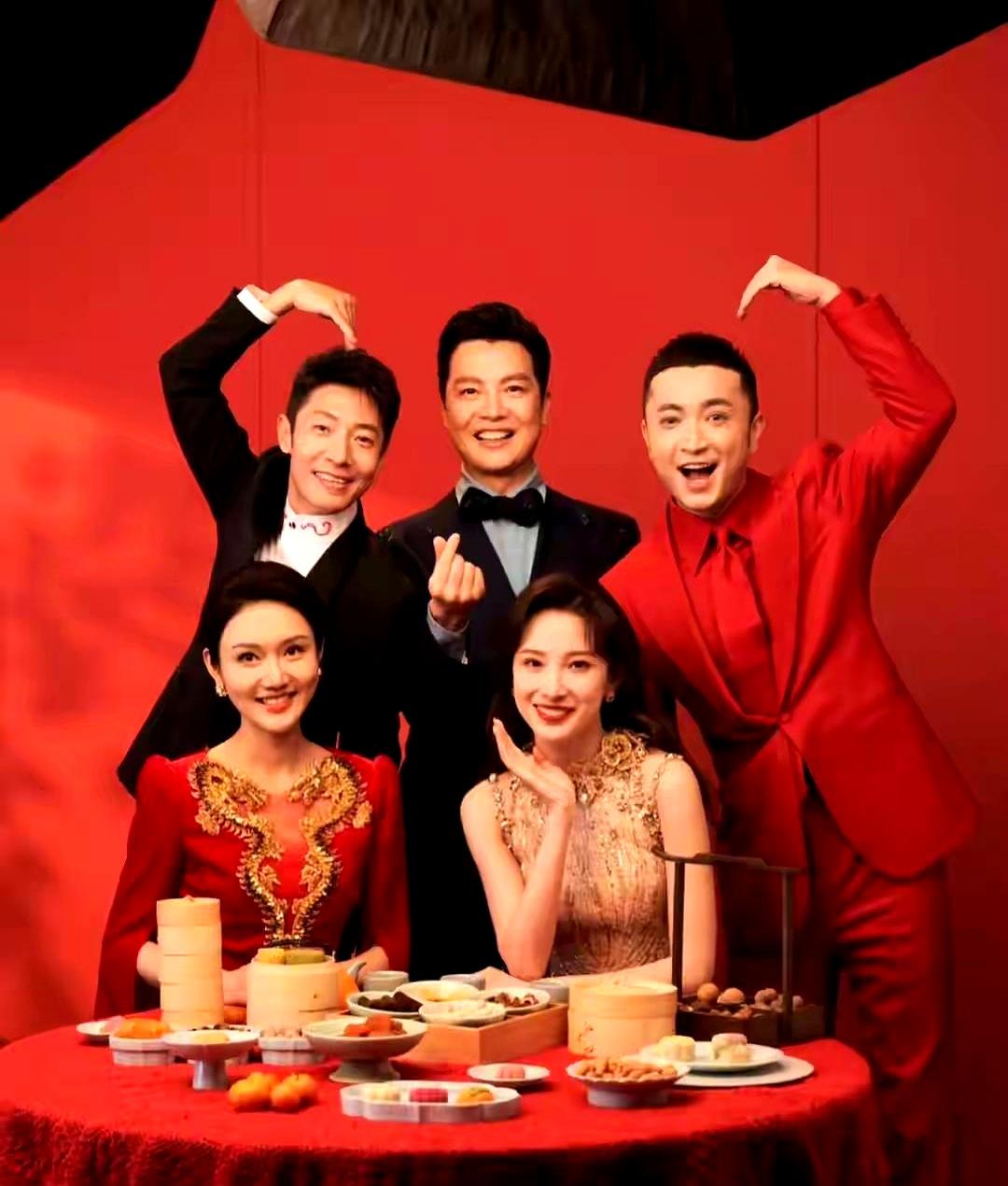 央视元宵晚会主持人评分一出来，网友直接吵翻了！撒贝宁这分数，有人捧上天，也有人