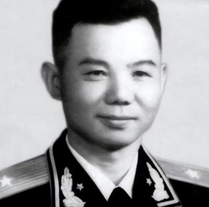 1973年李震将军去世后，肖永银专程找到他的遗孀，承诺如果有困难可以随时来找他