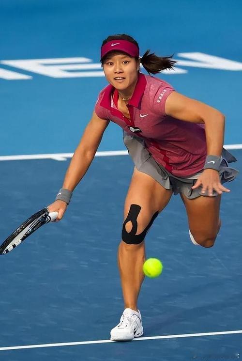 19、奋进江城共筑新篇武汉作为湖北省的省会，涌现了许多在国内外赛场上取得卓越成就