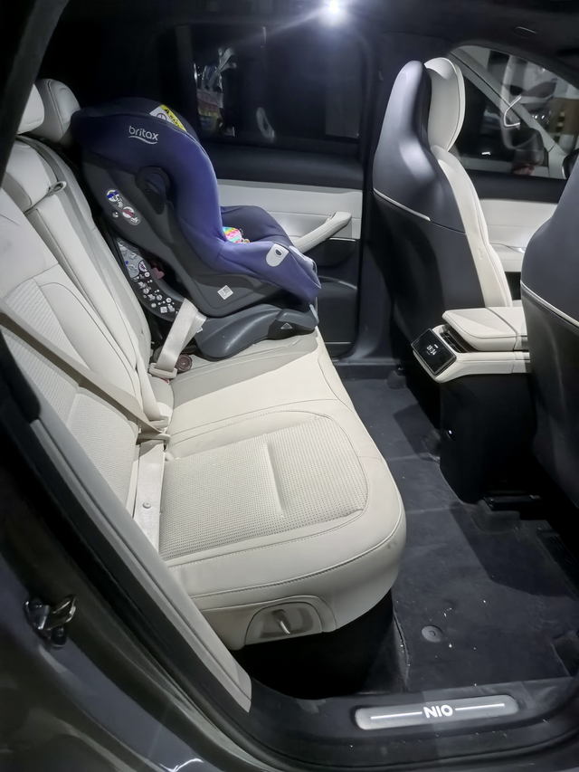 蔚来ES6这些隐藏小功能你发现了吗从三个角度分享蔚来ES6这些隐藏小功能，首先