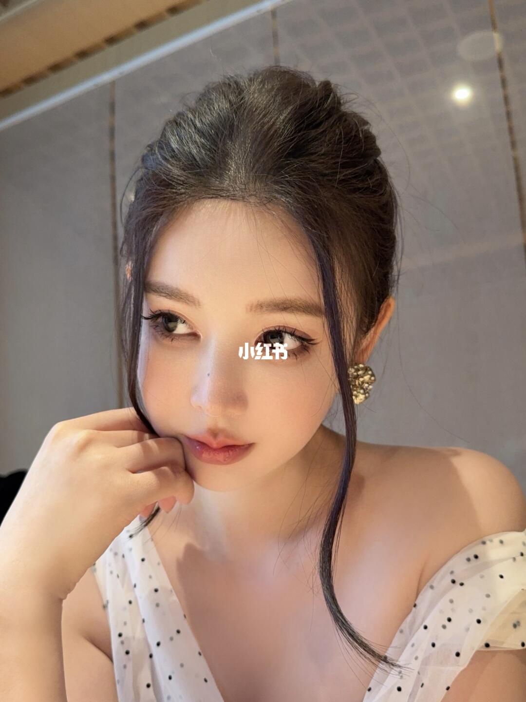 有点小漂亮的妆