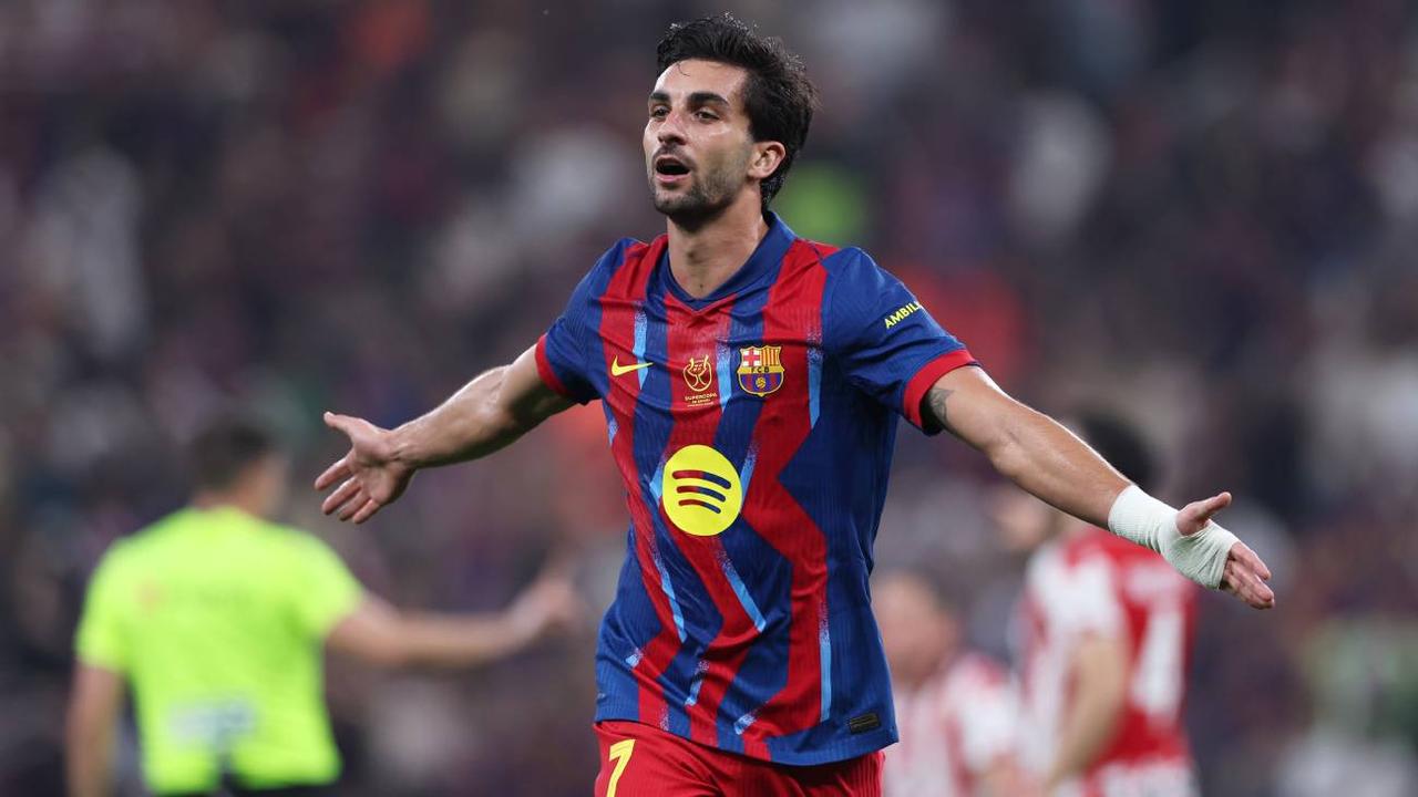 巴塞罗那正在考虑在今夏对锋线进行大幅调整。据多方消息源向ESPN透露，俱乐部愿意