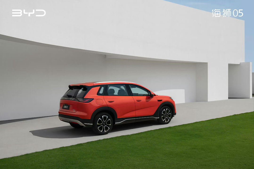 比亚迪全新海狮05官图放出来了，4月20号正式上市。这车是紧凑级SUV，轴距27