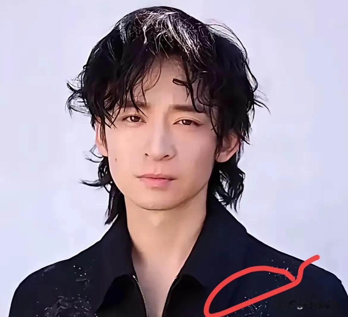 孙俪怎么也没想到，就连胡杏儿这样的老戏骨也没想到，董子健那张“初中生”