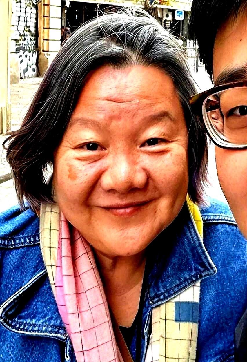 30年前的纽约，一群文艺青年正围着所谓的“金主”薛蛮子转，洪晃在播客里刚提了周
