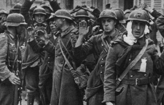 二战中法国迅速投降是不是正确决策？这么说吧，法国一战动员800万人，伤亡400