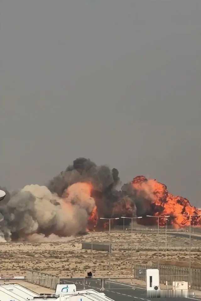 印度的光辉战机，本来是本土骄傲，研发了超40年，没想到在迪拜航展中坠毁了。冤有